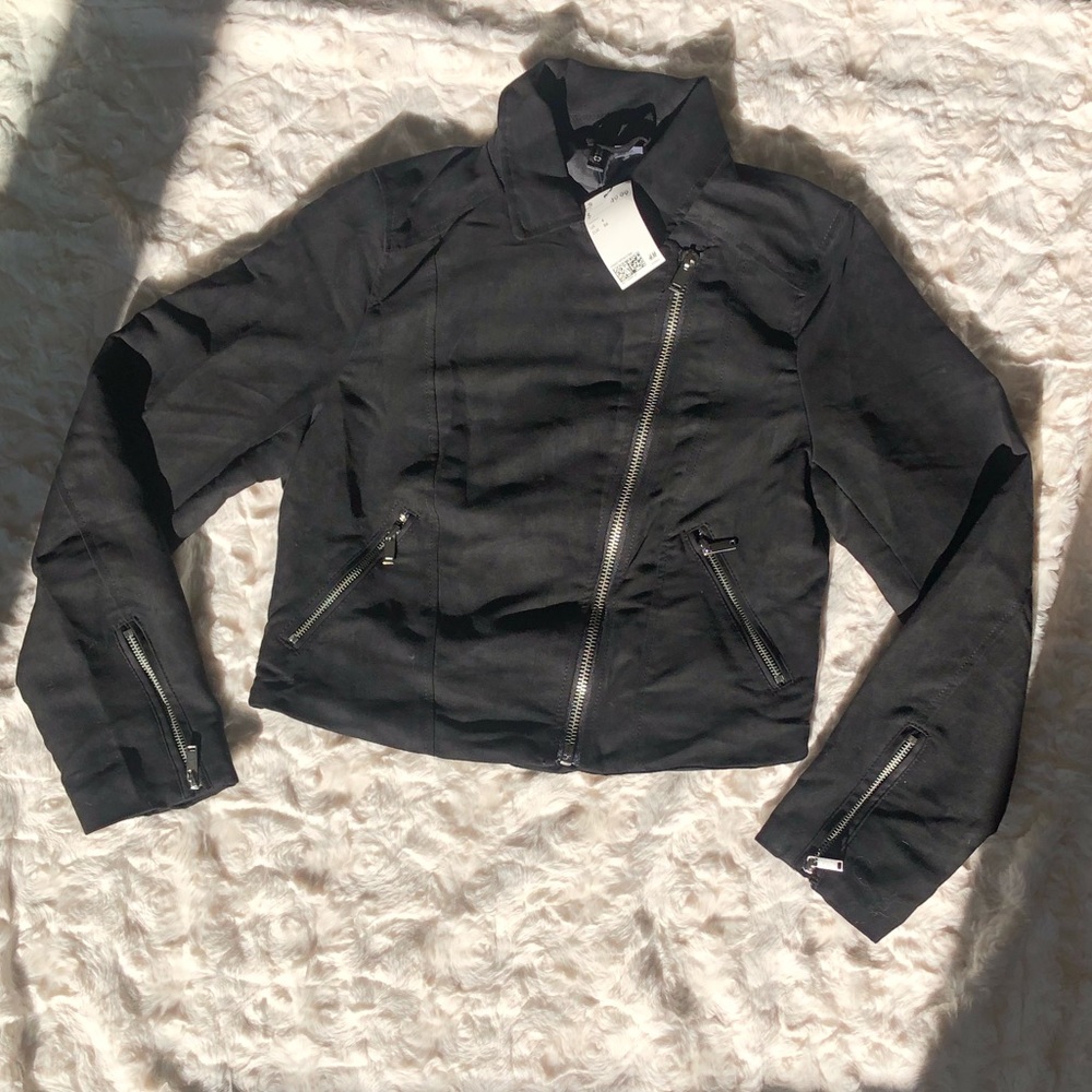 NWT✨ Black Biker Jacket